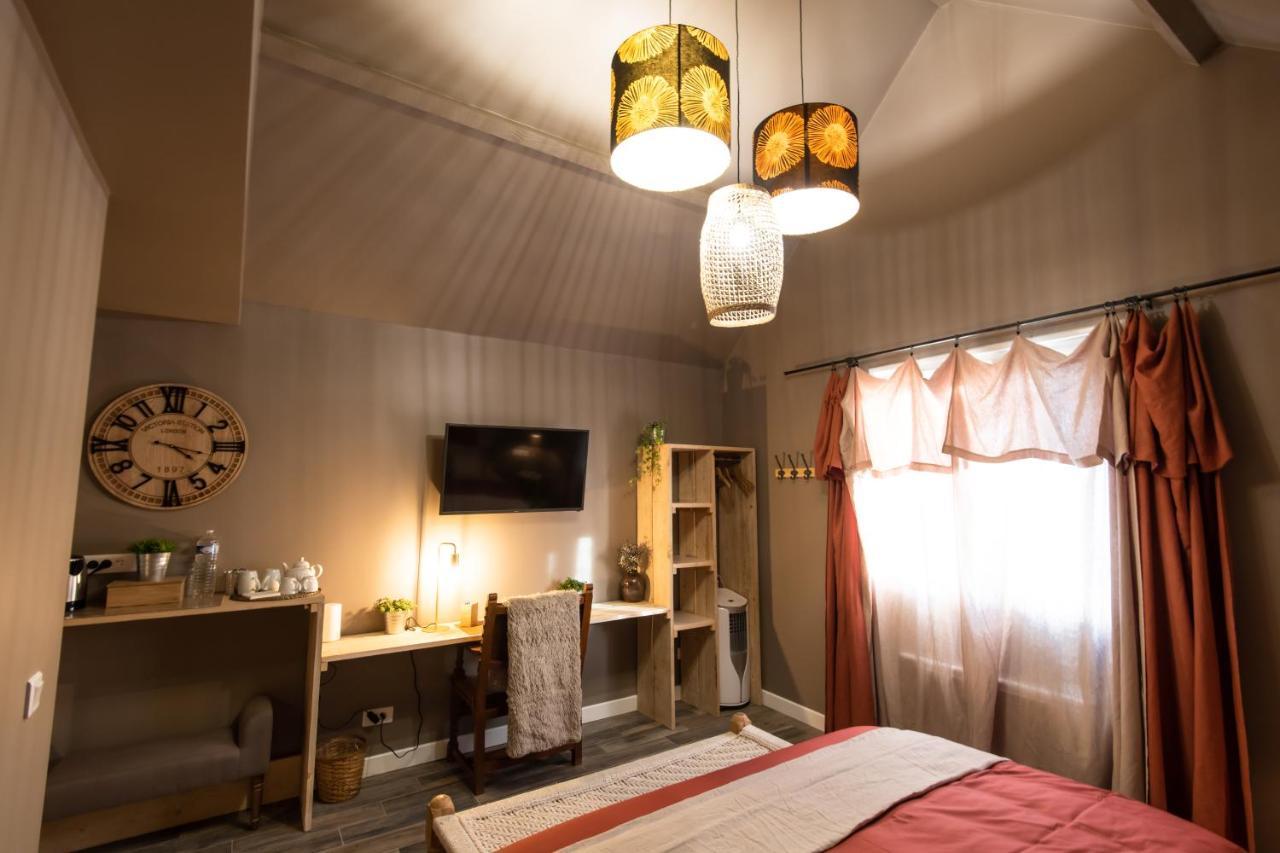 J&J Room - Hebergement D'Exception Pres De Provins! Le Bas Courton المظهر الخارجي الصورة